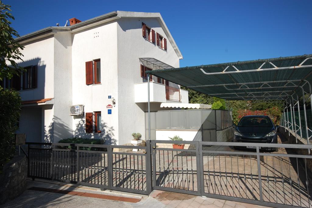Apartments Klic Malinska Exterior photo